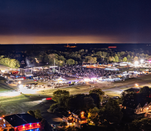 2025 Bash on the Bay 8 – Luke Bryan and Sam Hunt 2025 Bash on the Bay 8 – Luke Bryan and Sam Hunt
